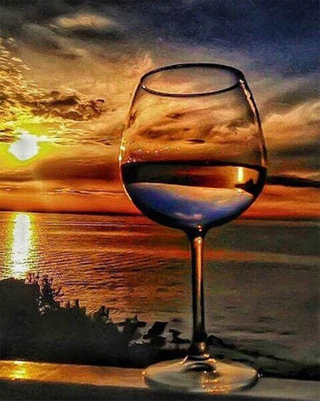 Glass and Horizon Sea